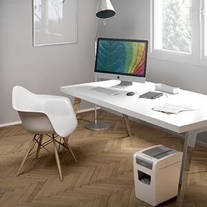 Dokumentų naikiklis LEITZ IQ Slim Home Office, P4, 23L, 4x28mm, 10 lapų 6 Dokumentų naikiklis LEITZ IQ Slim Home Office, P4, 23L, 4x28mm, 10 lapų 6