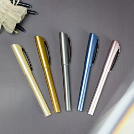 Plunksnakotis SCHNEIDER Ceod Shiny, M, rožinės sp. korpusas 3 Plunksnakotis SCHNEIDER Ceod Shiny, M, rožinės sp. korpusas 3