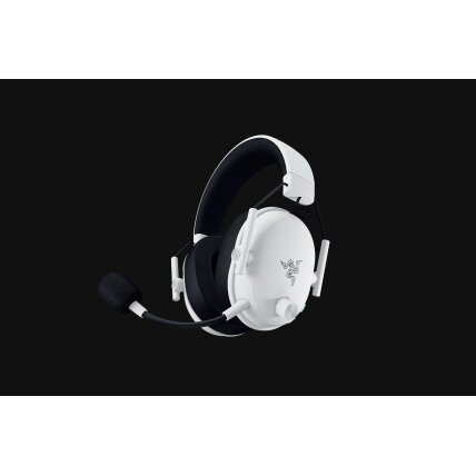 Razer Headset RZ04-05410400-R3M1 / BlackShark V3 White 3 Razer Headset RZ04-05410400-R3M1 / BlackShark V3 White 3