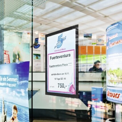 Rėmelis dokumentams DURABLE DURAFRAME®, A4, (pak. -2 vnt.), juoda sp. 3 Rėmelis dokumentams DURABLE DURAFRAME®, A4, (pak. -2 vnt.), juoda sp. 3