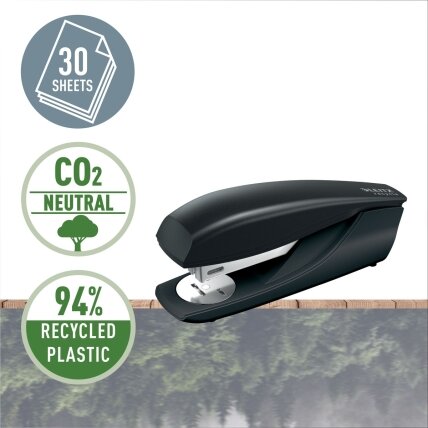 Segiklis Leitz NeXXt Recycle, sega iki 30 lapų, juoda 1 Segiklis Leitz NeXXt Recycle, sega iki 30 lapų, juoda 1
